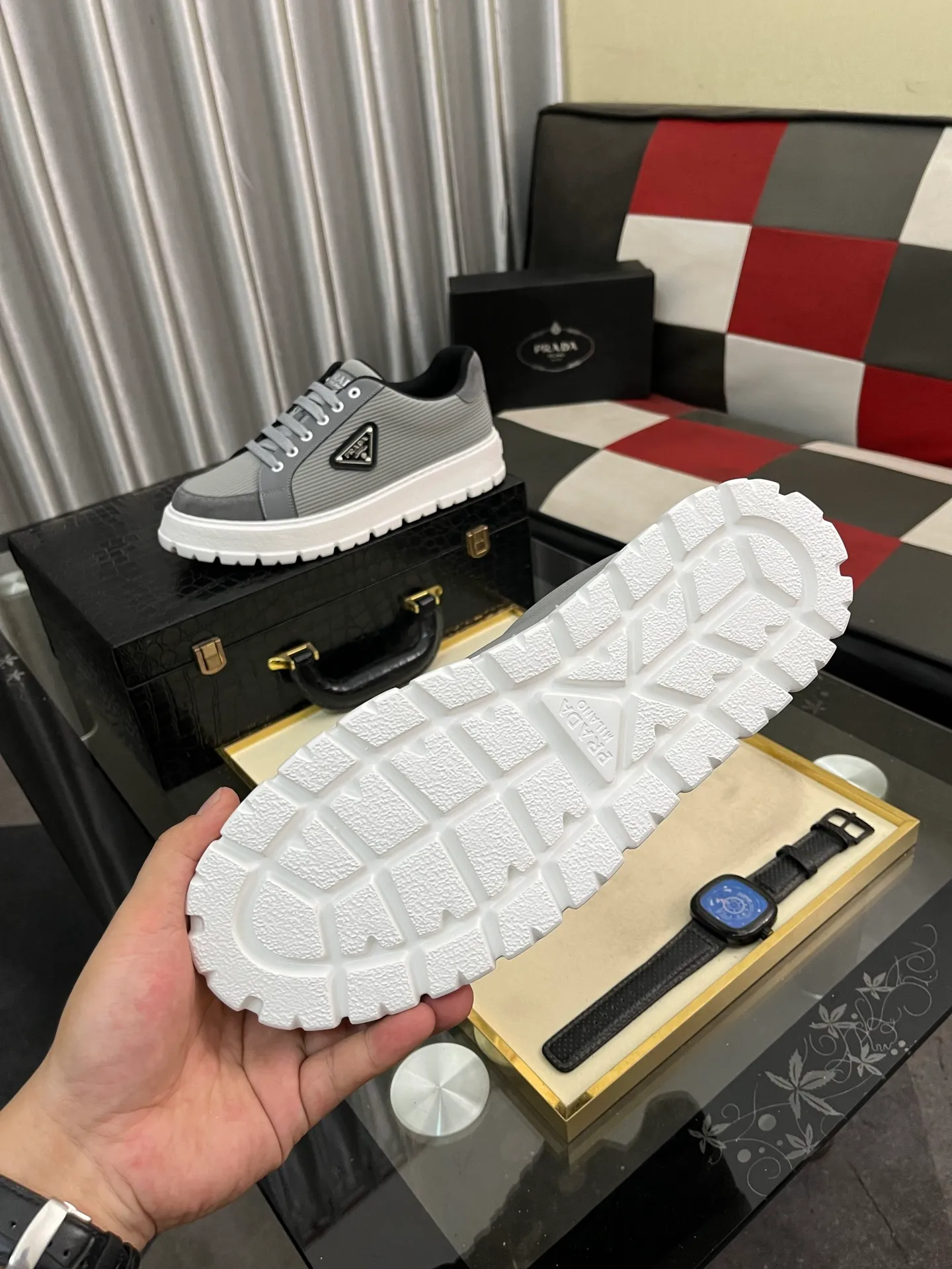 Men's Men's Shoes💰440⌚️⌚️《PRADA*》The latest and most popular casual shoes, top brand [seduce] luxury~purchasing agent, top~quality. [Strong] The upper is made of imported breathable special materials ➕ breathable feet (•) with fine workmanship. Original stylish and stylish soft rubber wear-resistant outsole, light and comfortable on the foot, size: 38-445️⃣colors available